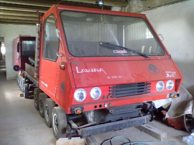 Sněžná rolba Lavina