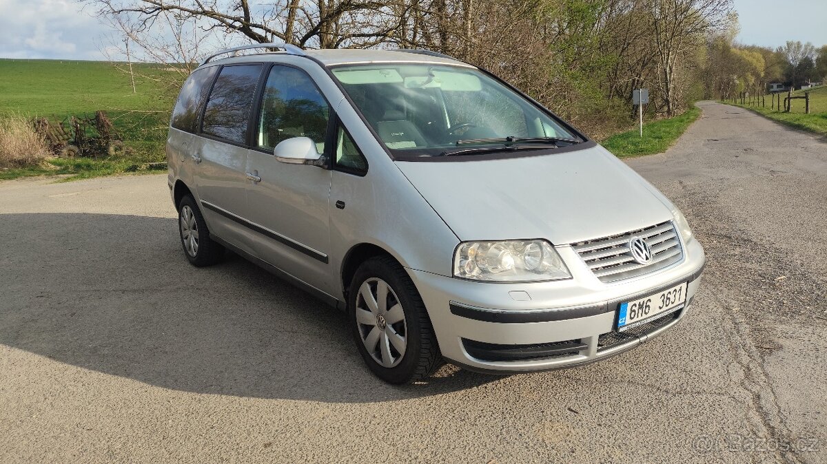 VW Sharan 2007 2.0 TDI vše funkční,7 mist