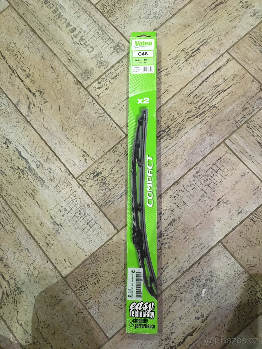 Stěrač Valeo 19''/480 mm C48