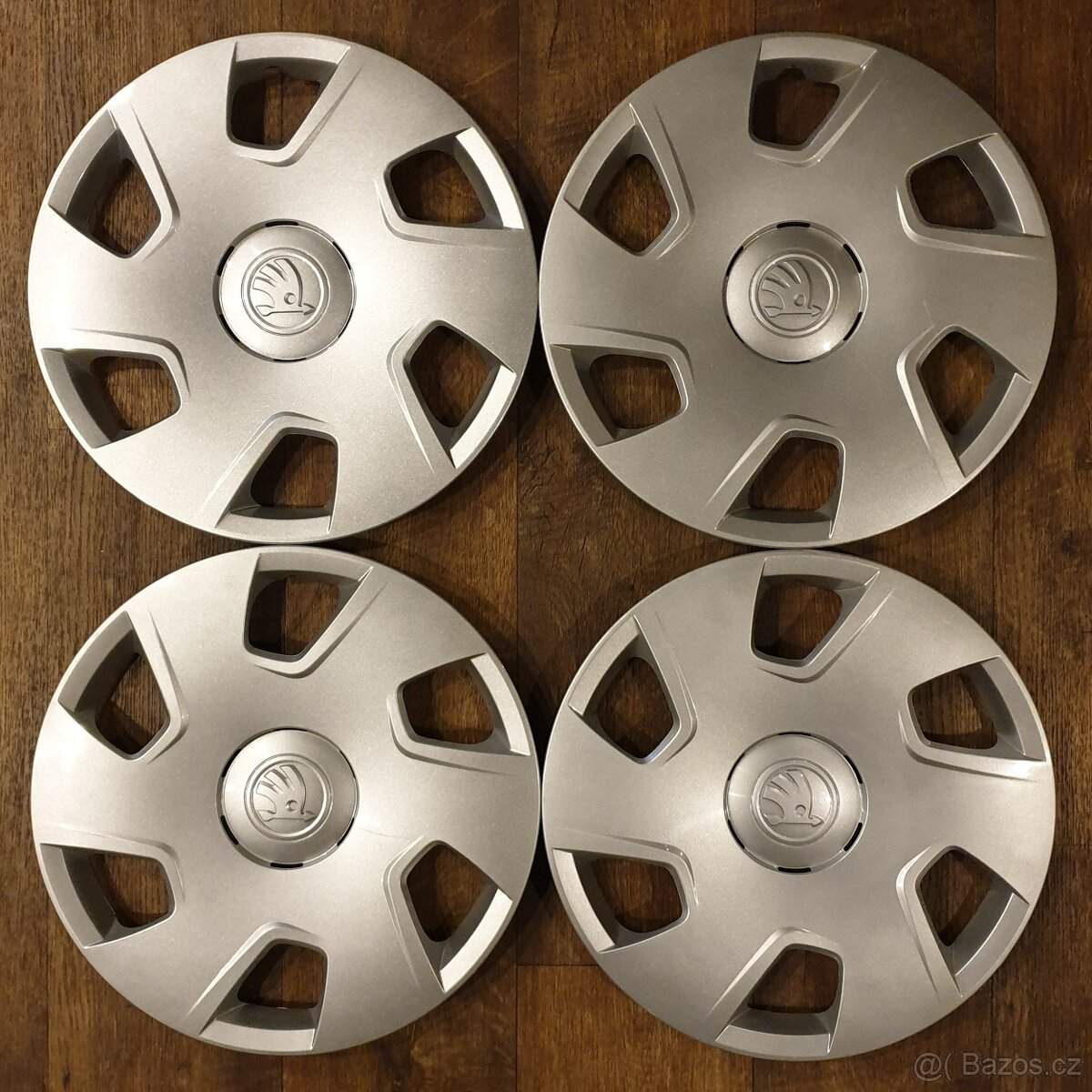 Originální kryty kol r15 Škoda B1702
