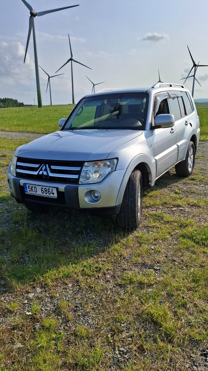 Mitsubishi pajero IV 3.2 did