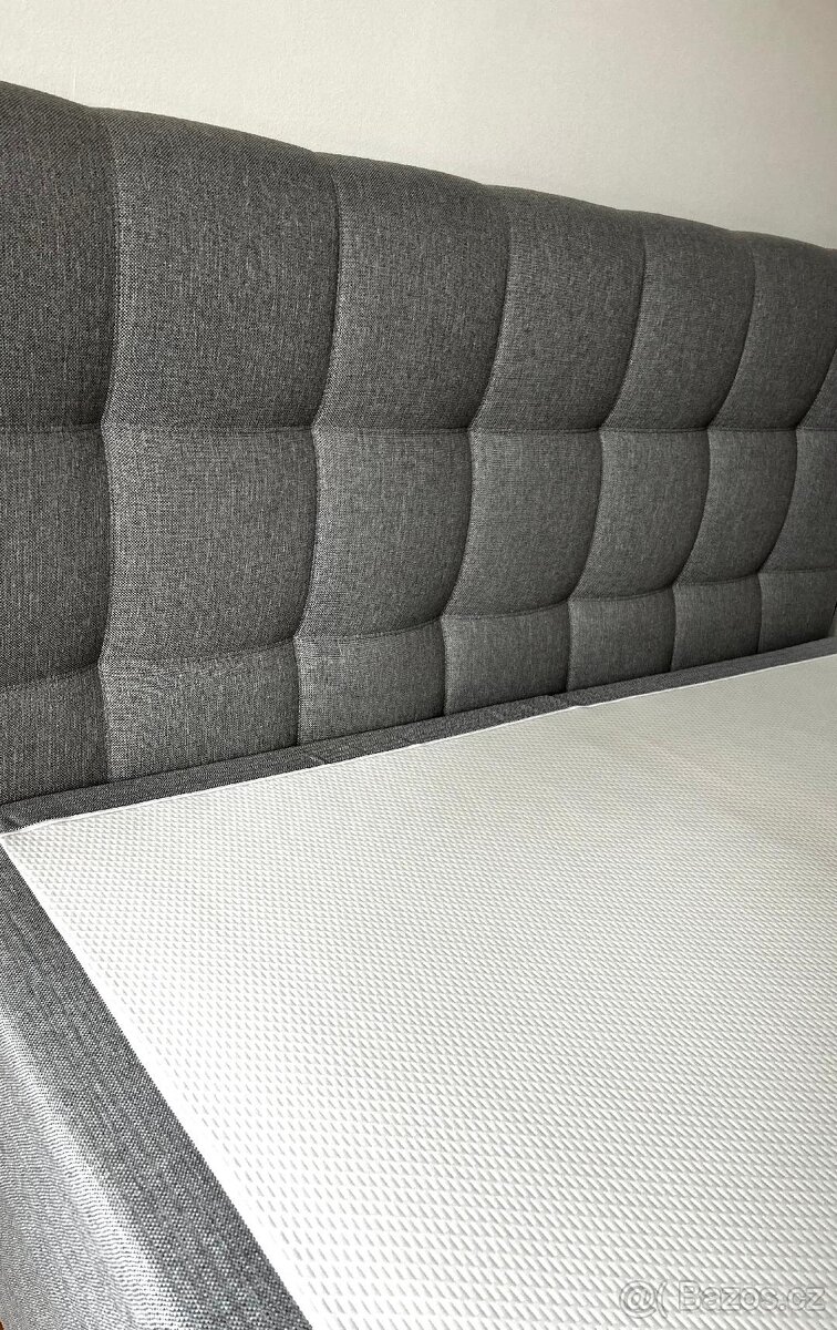 Prodán postel 180x200 cm
