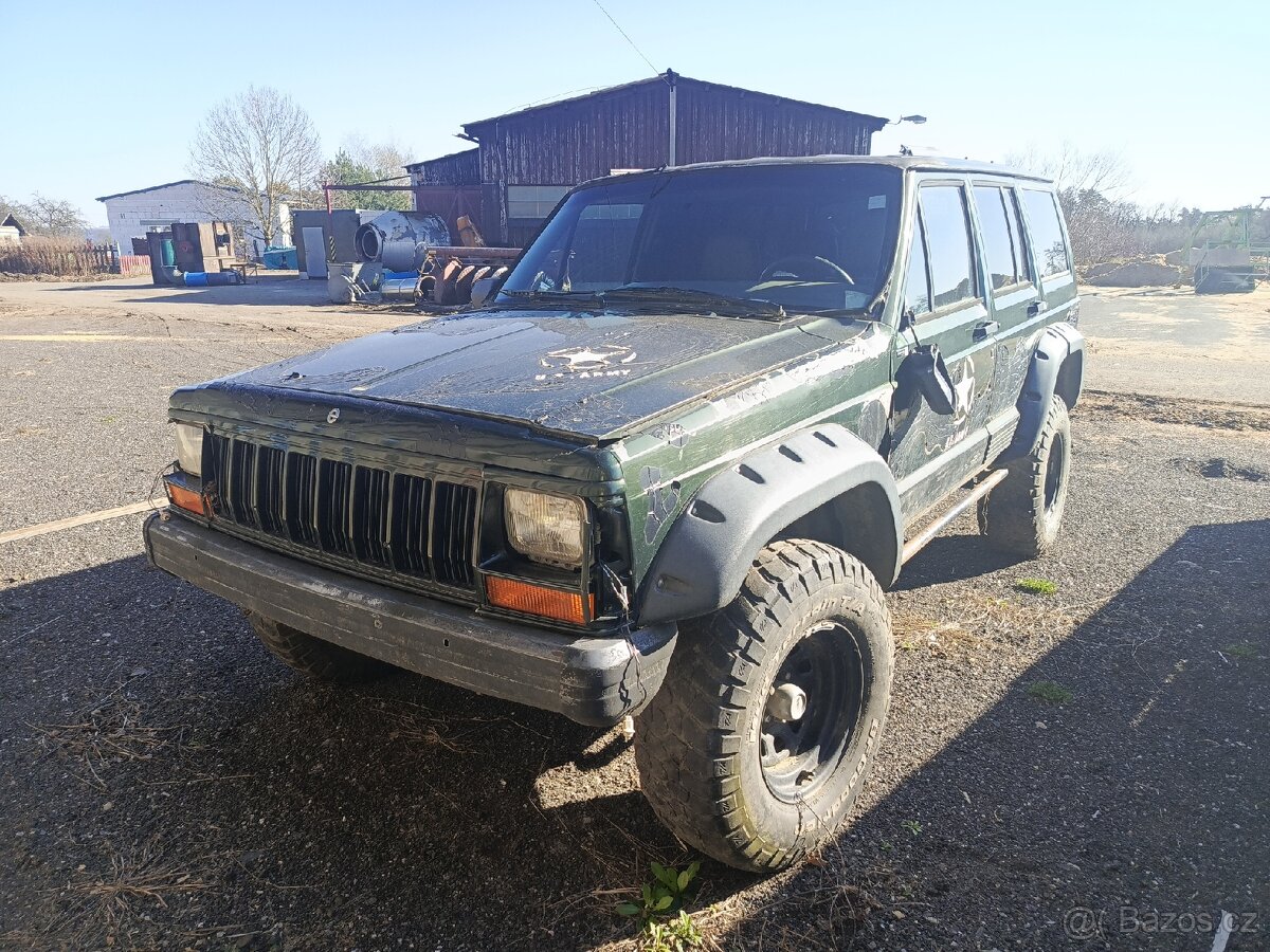 Jeep Cherokee 2,5tdi