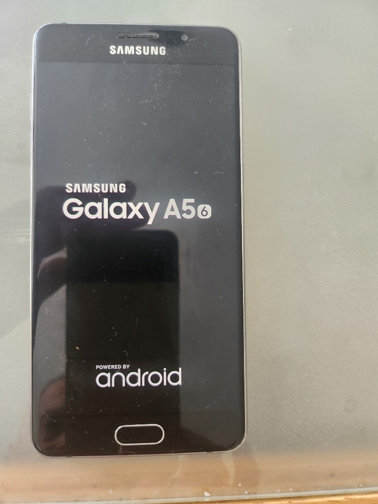 Samsung Galaxy A5 6 rok výroby 2016