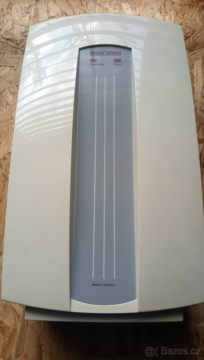 Stiebel eltron 3300w 240v elektrický průtokový ohřívač