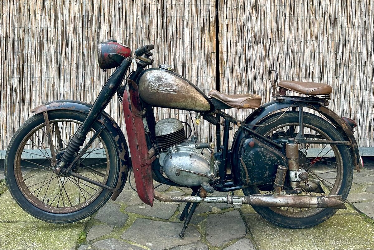 ČZ 150 C r.v. 1953