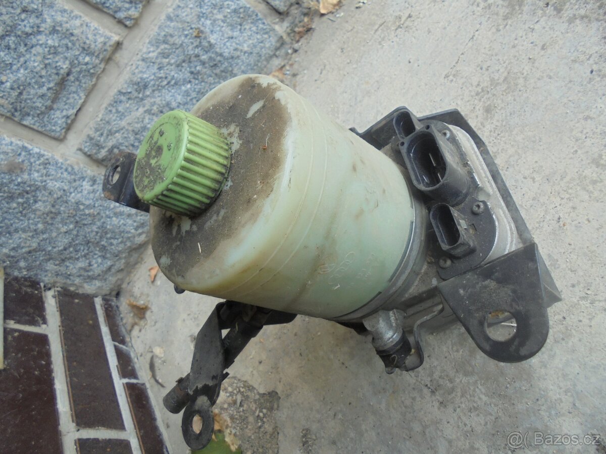 servočerpadlo TRW