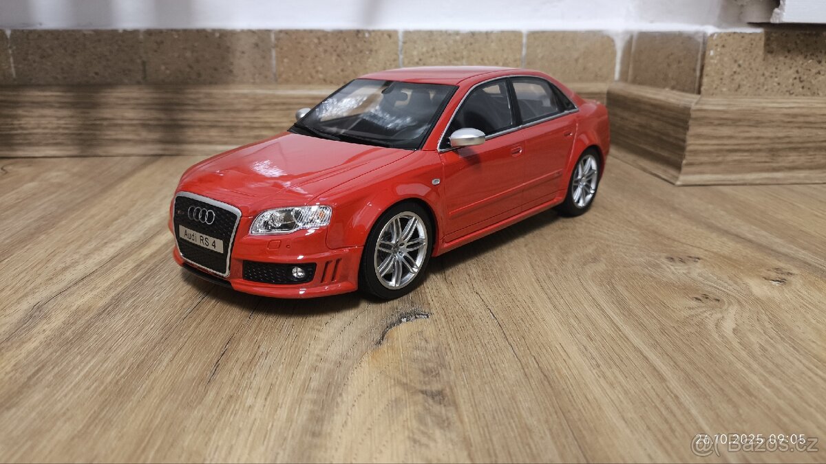 Model Audi RS4 (B7) Misano Red 2005 1:18 Otto Mobile