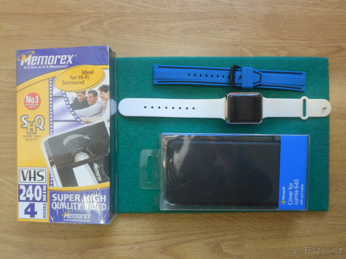 Různé věci - viz foto.