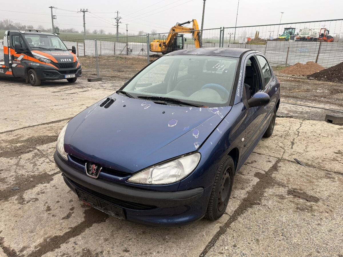 Náhradní díly - Peugeot 206 1.1i 44kW r.v. 2003