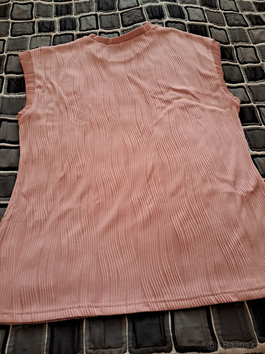 Halenka bez rukávů