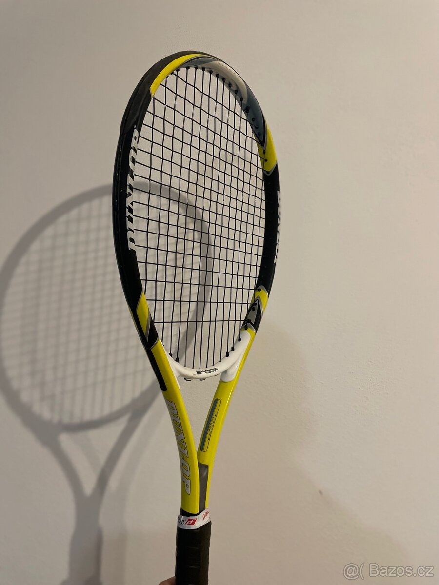 Tenisová raketa Dunlop