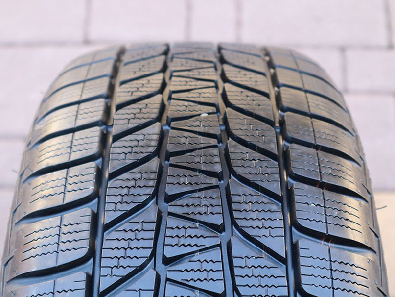 1kus 205/55R17 BRIDGESTONE – ZIMNÍ
