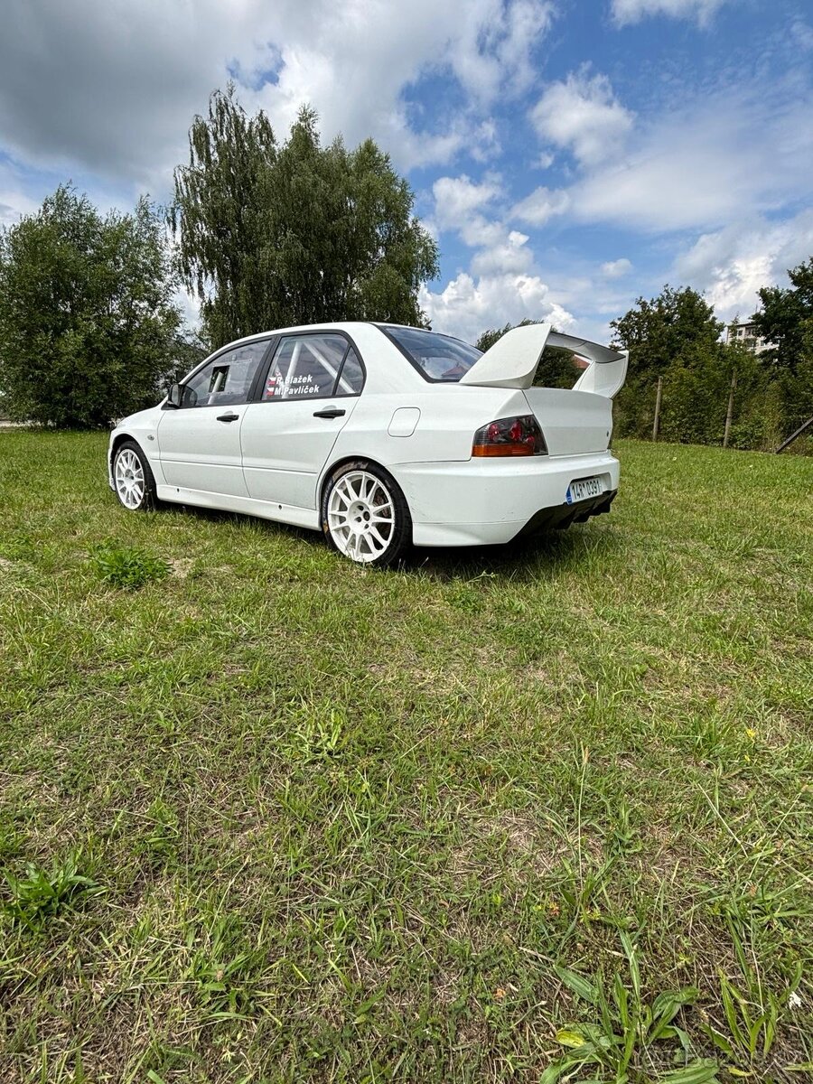 Mitsubishi Lancer Evo IX R4