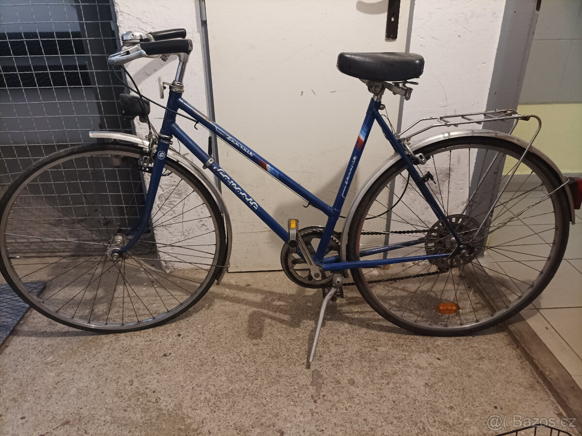 Prodám kolo Favorit.