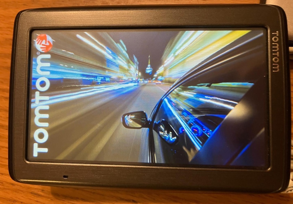 Autonavigace TomTom Via 135