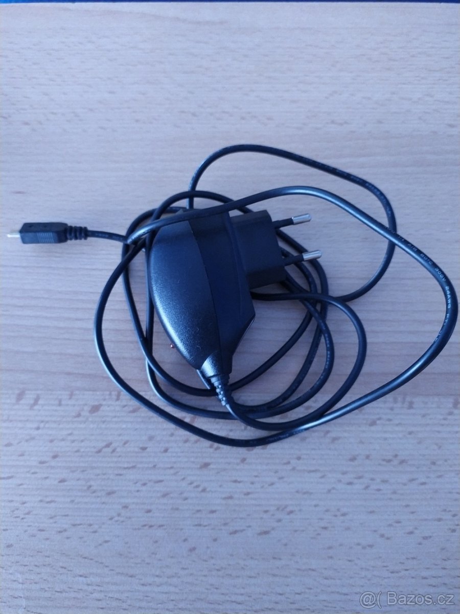 Nabíječka ZTE-STC A22O5OU8