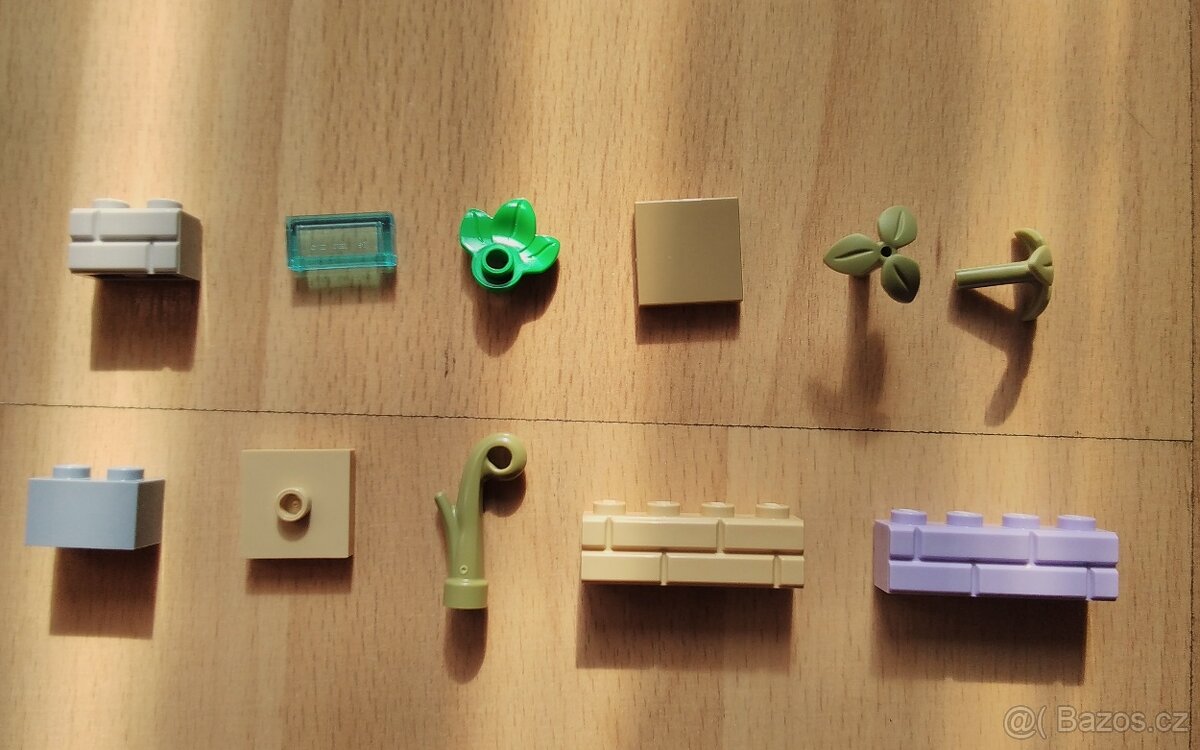 Lego kostky / kostičky / dílky / minifigurky
