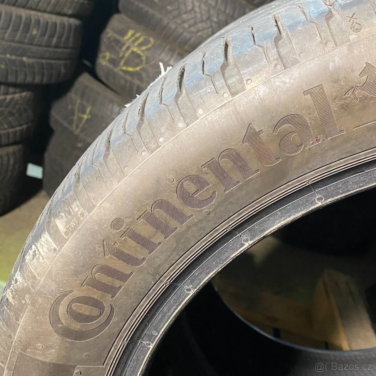 Letní pneu 245/45 R18 96W Continental 4-4,5mm