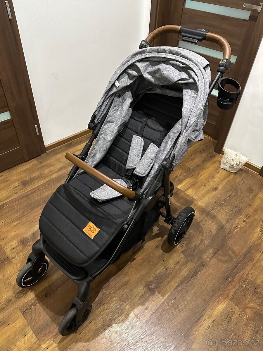 Kočárek sportivni Kinderkraft grande LX Grey