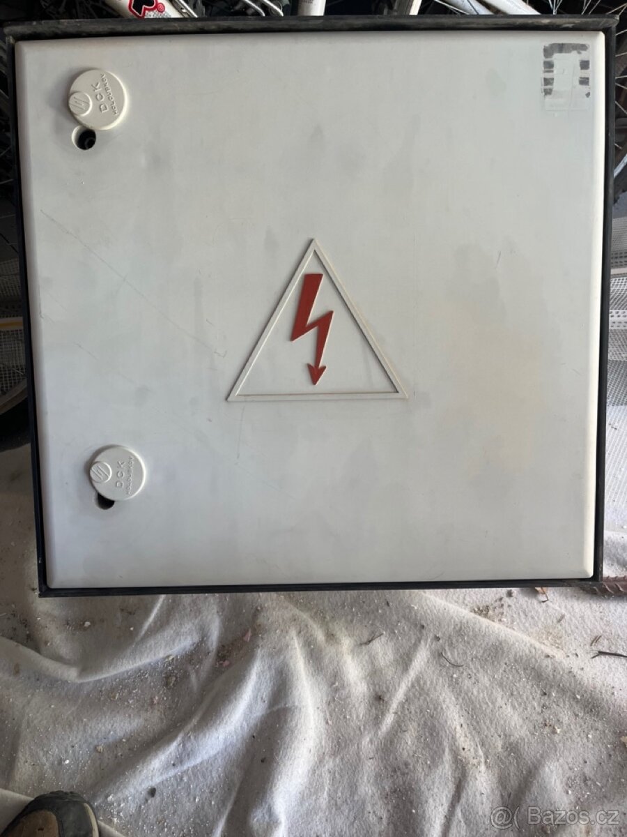 Elektroměrový rozvaděč DCK ER212/KVP7P