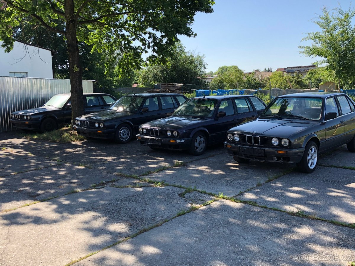 Náhradní dily BMW 3 E30 vice kusu vse rozebrano