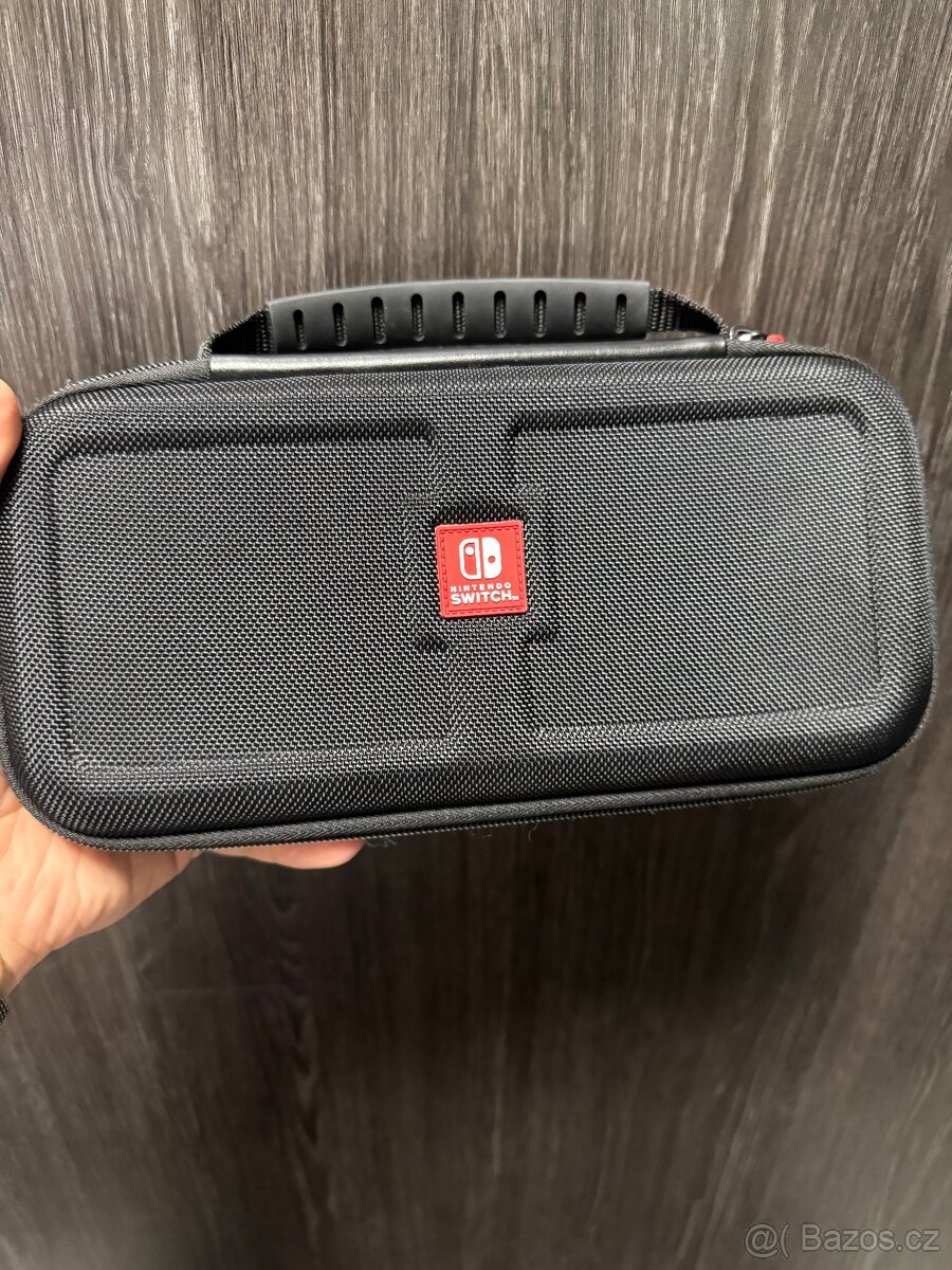 Nintendo Switch Bigben Luxusní cestovní pouzdro