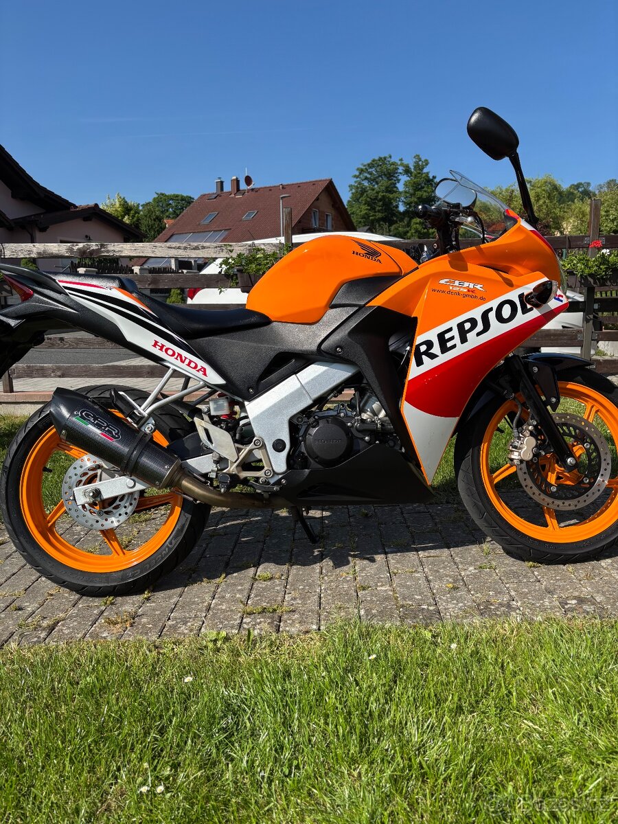 Honda CBR 125R Repsol 2015 – 24 820km