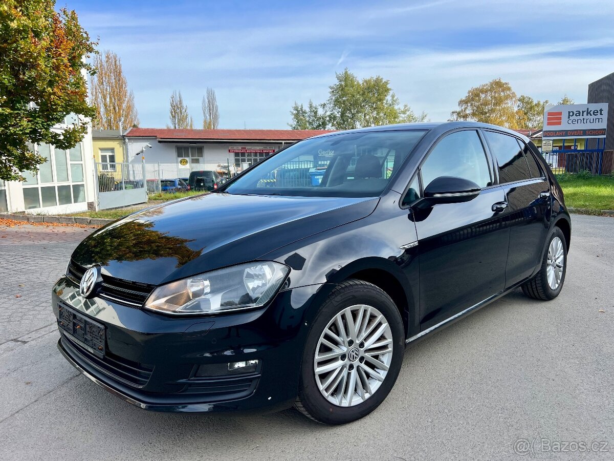 GOLF 7 5dv. 1.4TSI-92kw,Edice CUP,NAVI,2xPDC,r16,2014/177tkm