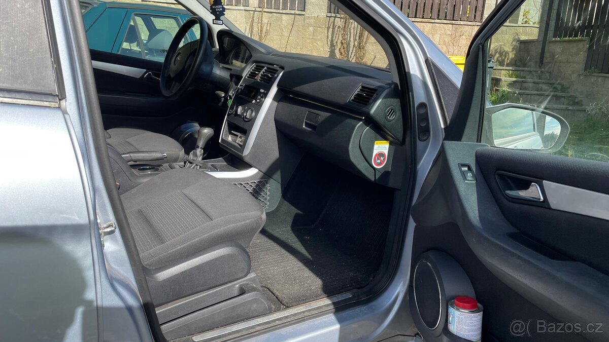 Prodám Mercedes-Benz 180B