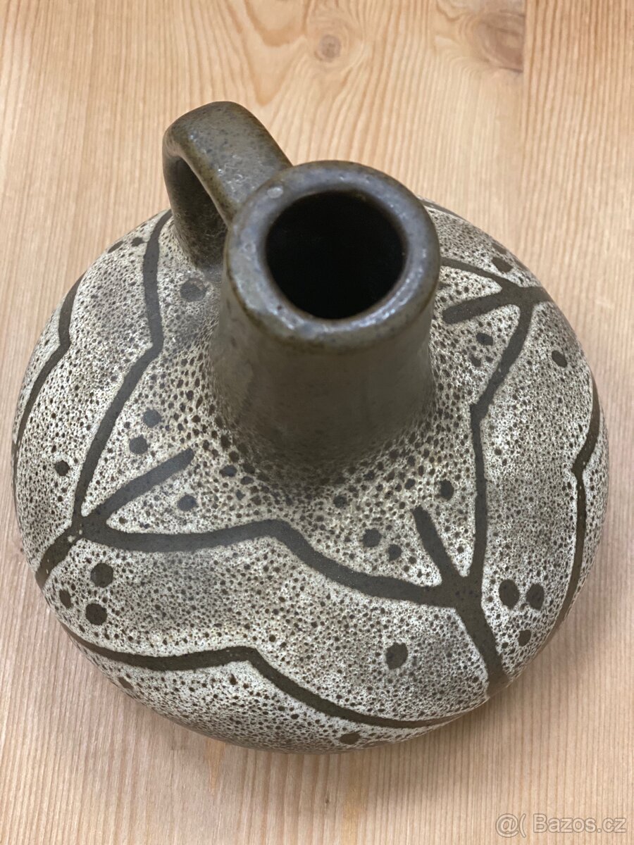 Džbán ozdobný, africké  uměni