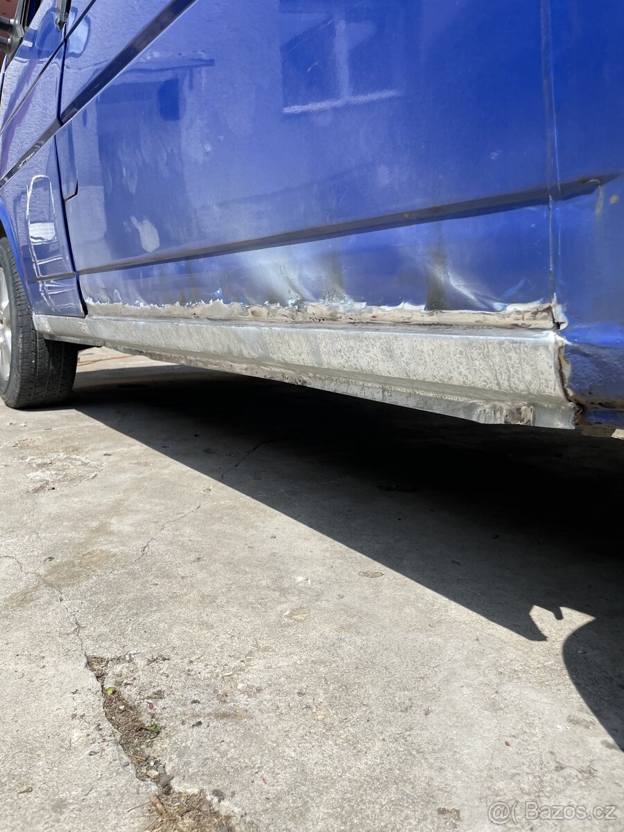 Opravy karoserií vyvařování