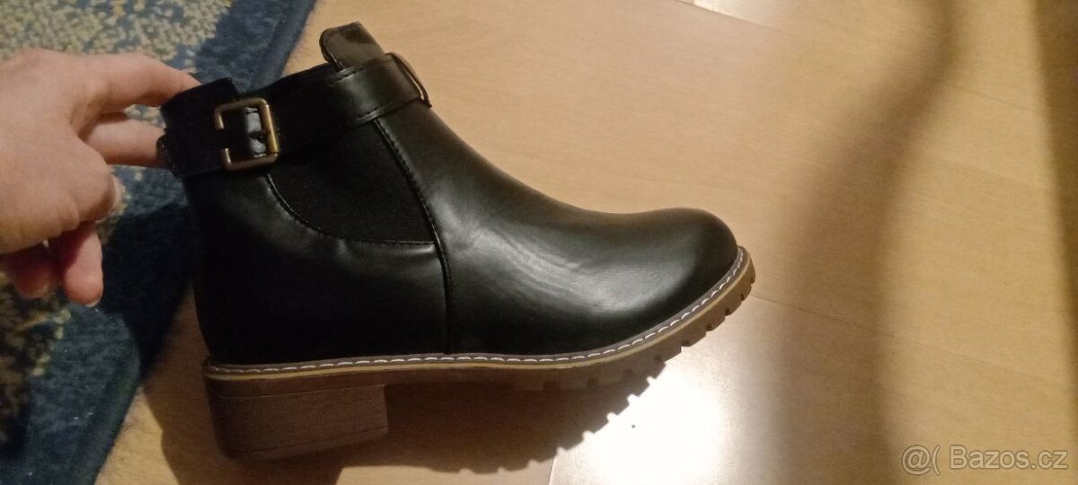 Dámské nové boty