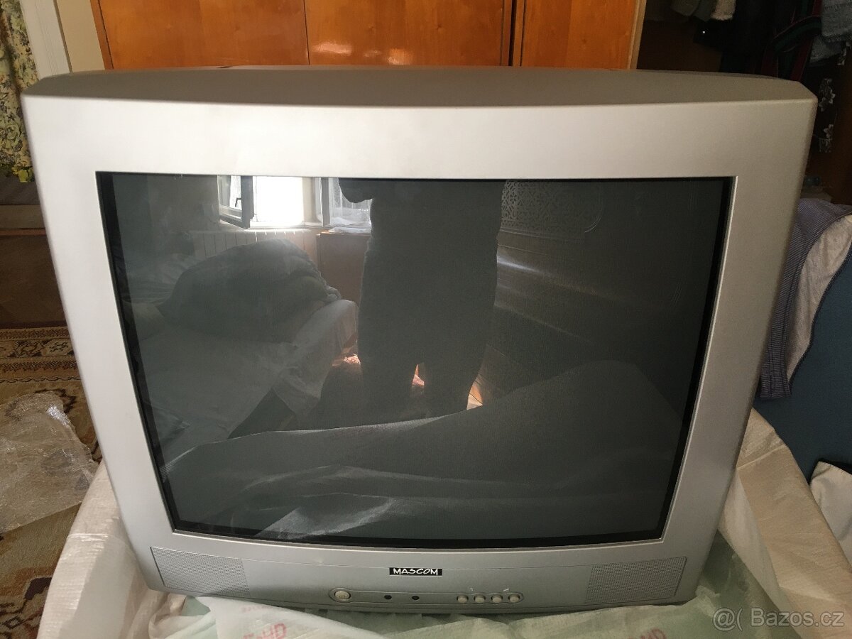 BAREVNÝ TELEVIZOR MASCOM TV5568S M3 s dálkovým ovládáním