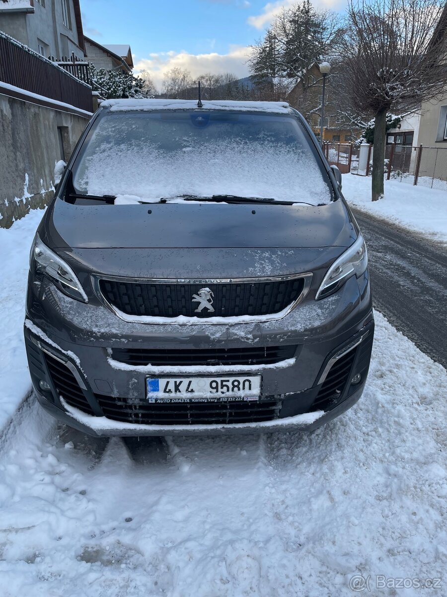 Peugeot traveller s vadou