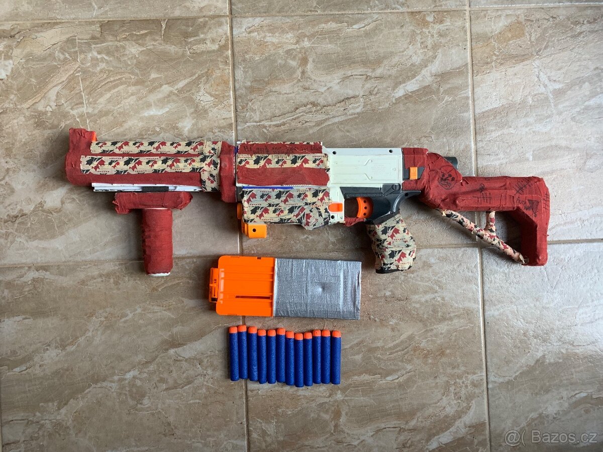 Nerf strike elite retaliator