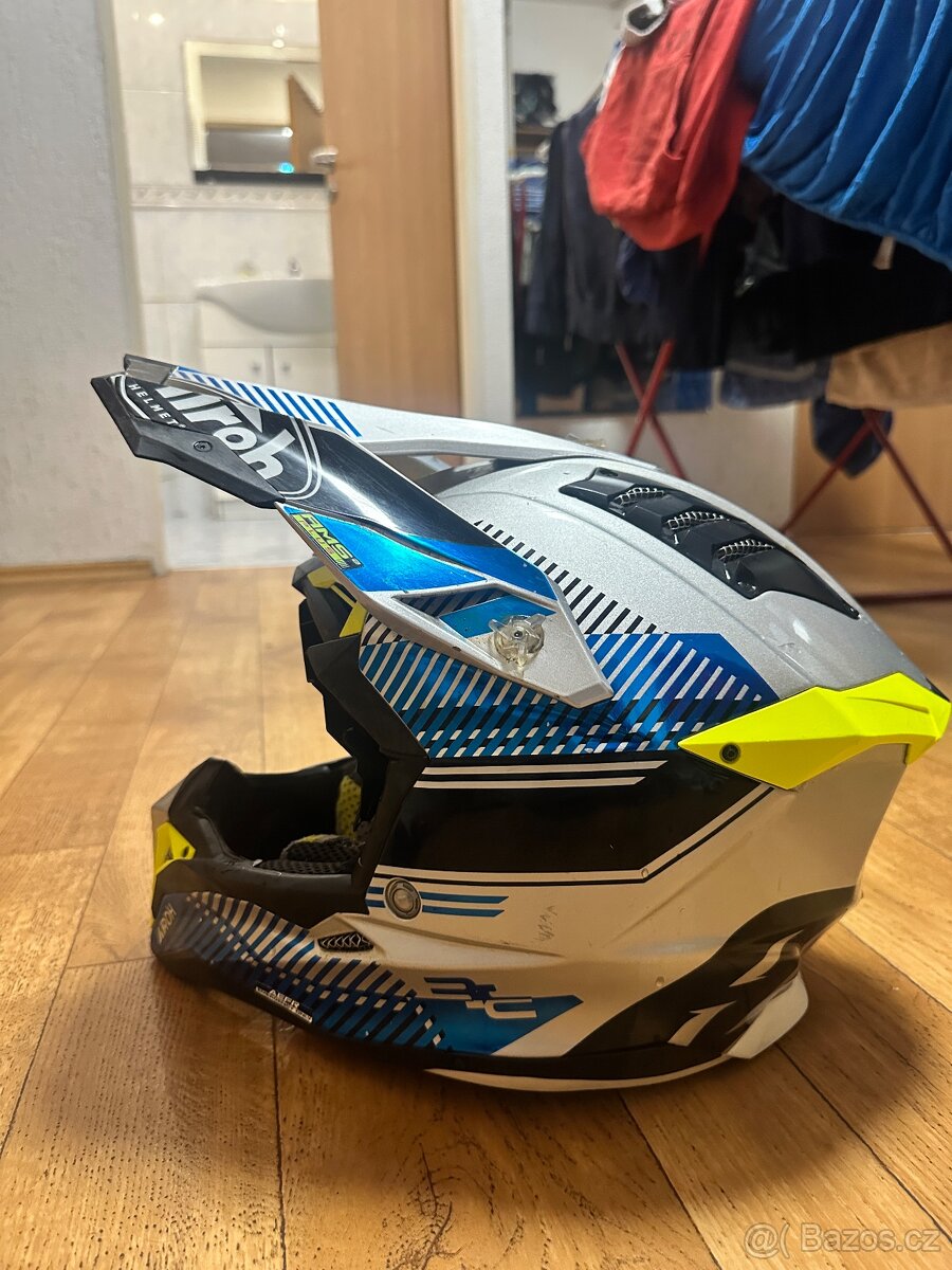 MX helma airoh - pándké S