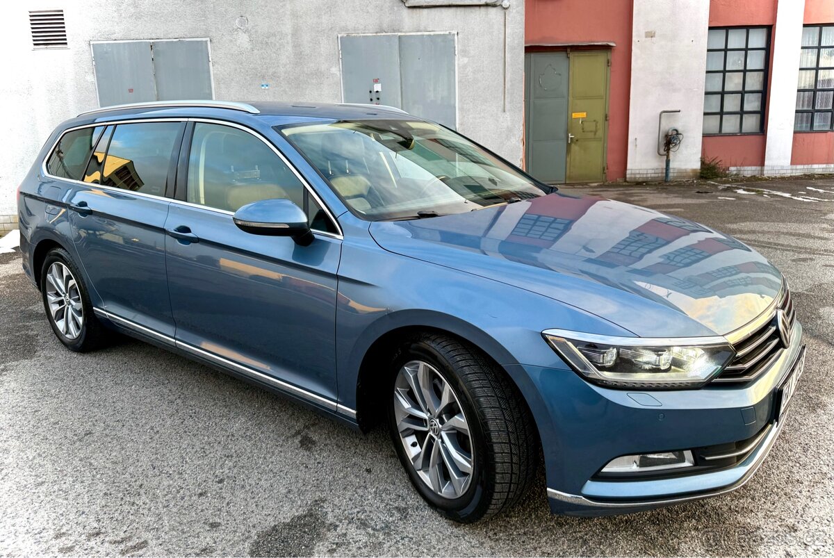 VW Passat 2.0 TDi 110kW DSG (virtuální cocpit)