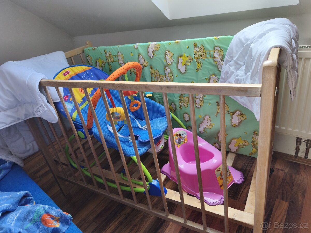 Postýlka, matrace, deka, lehátko, nočník