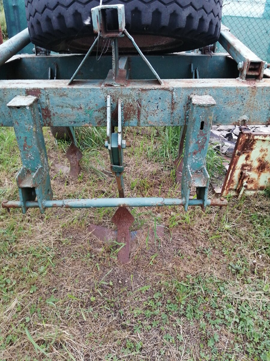 Prodám radličkový podmitač