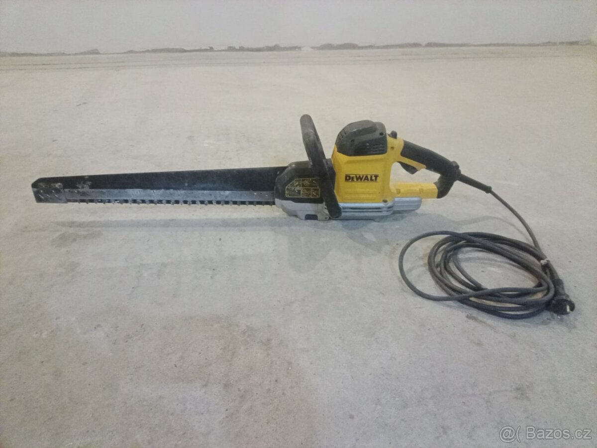 Prodám DeWALT Aligator na zdivo