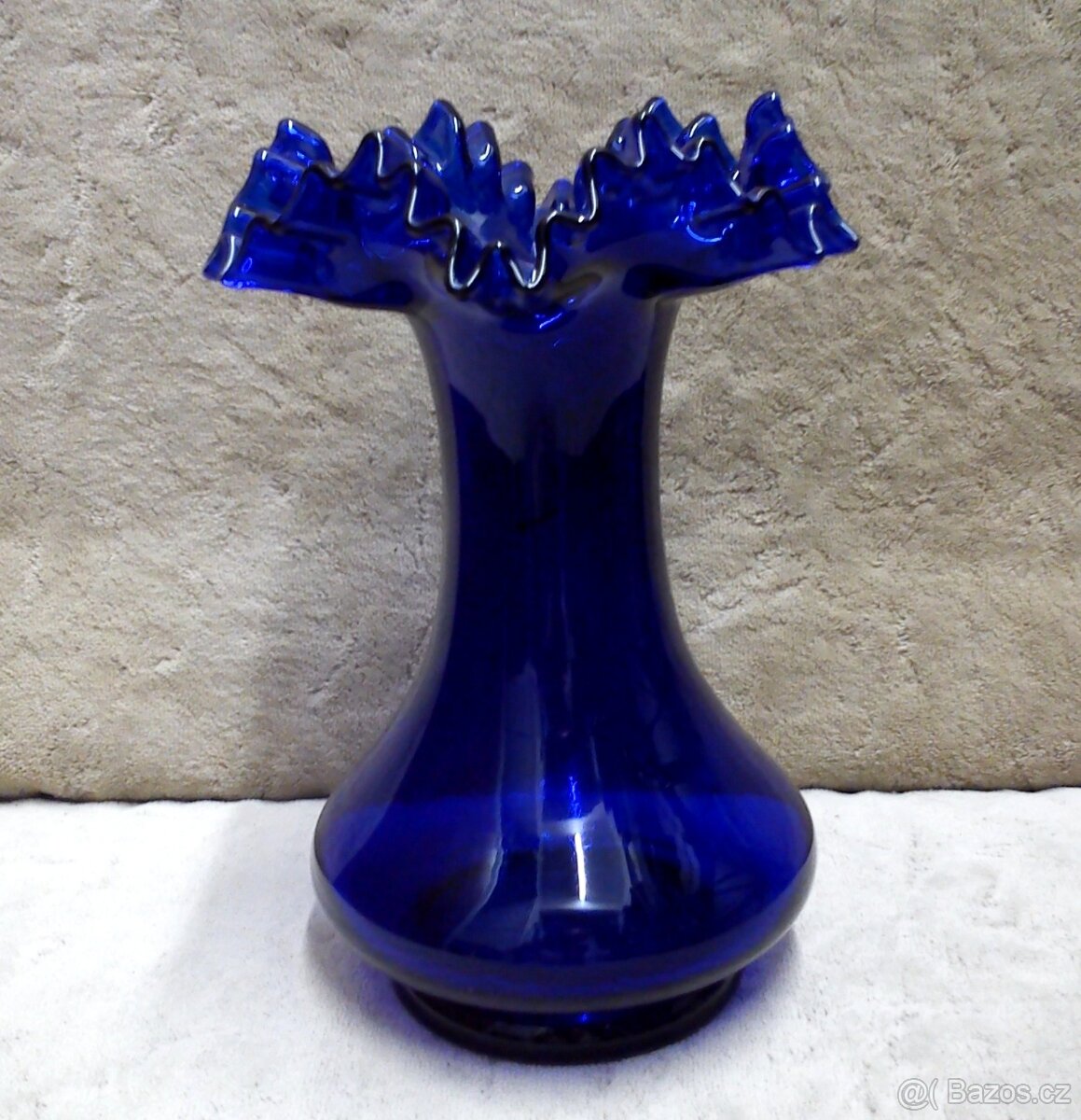 Kobaltová váza