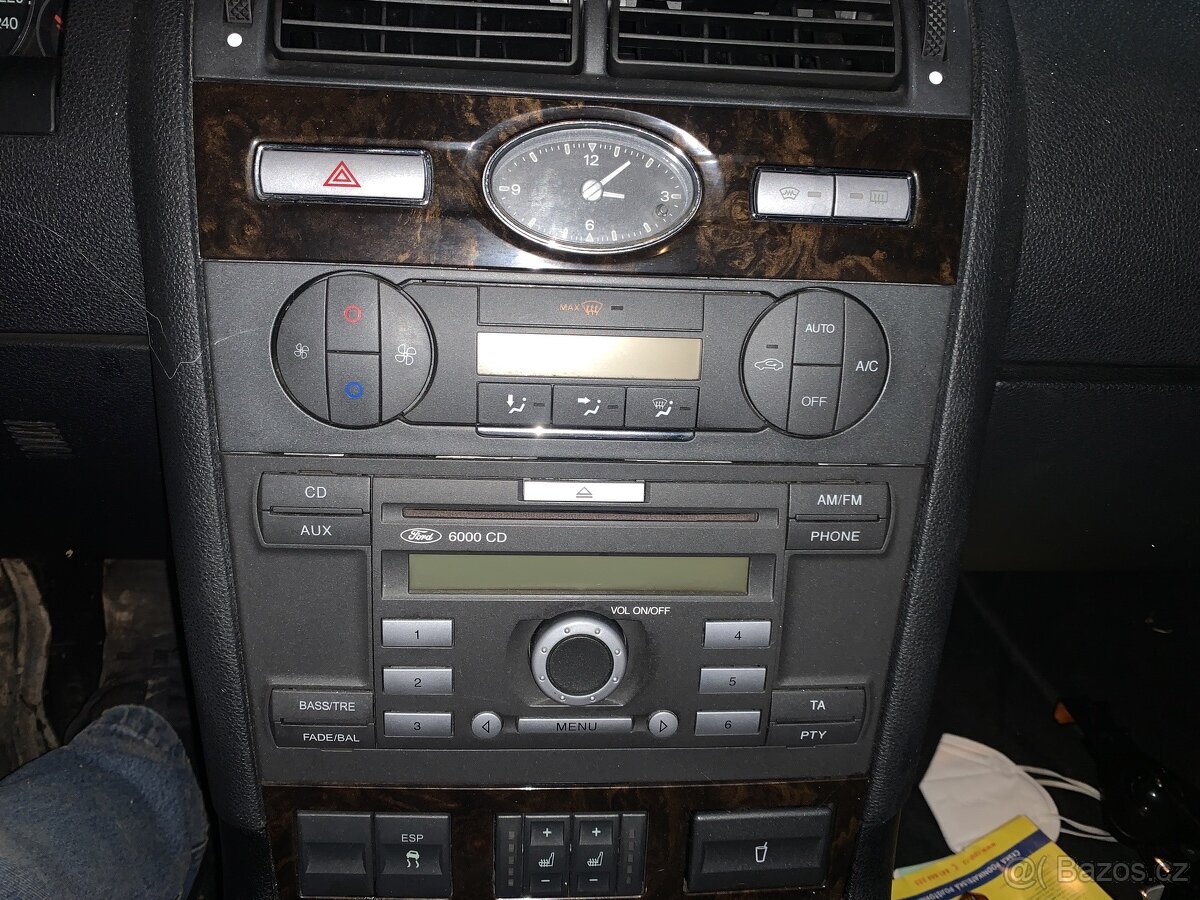 Rádio s kódem Ford Mondeo
