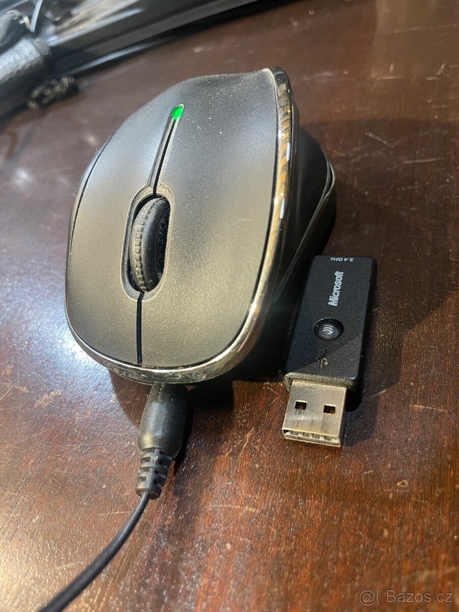 Microsoft Wireless Laser Mouse 7000