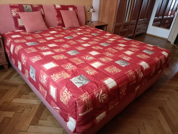 Prodám ložnici, možno i jednotlivě.