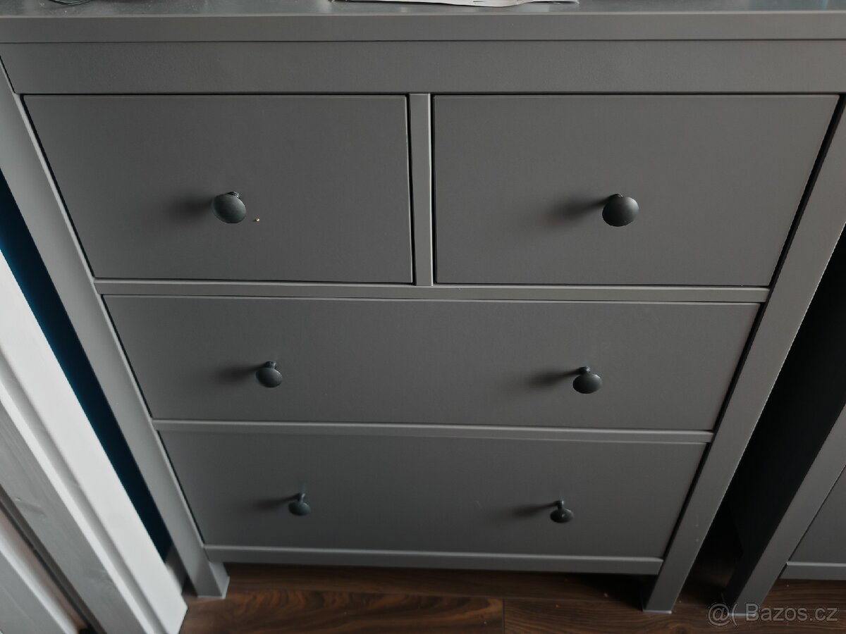 Nábytek řady Hemnes IKEA