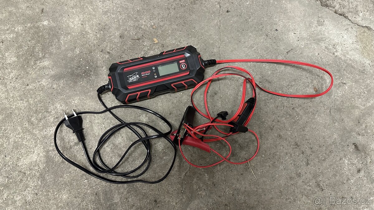 Inteligentní nabíječka SHARK CN-4000