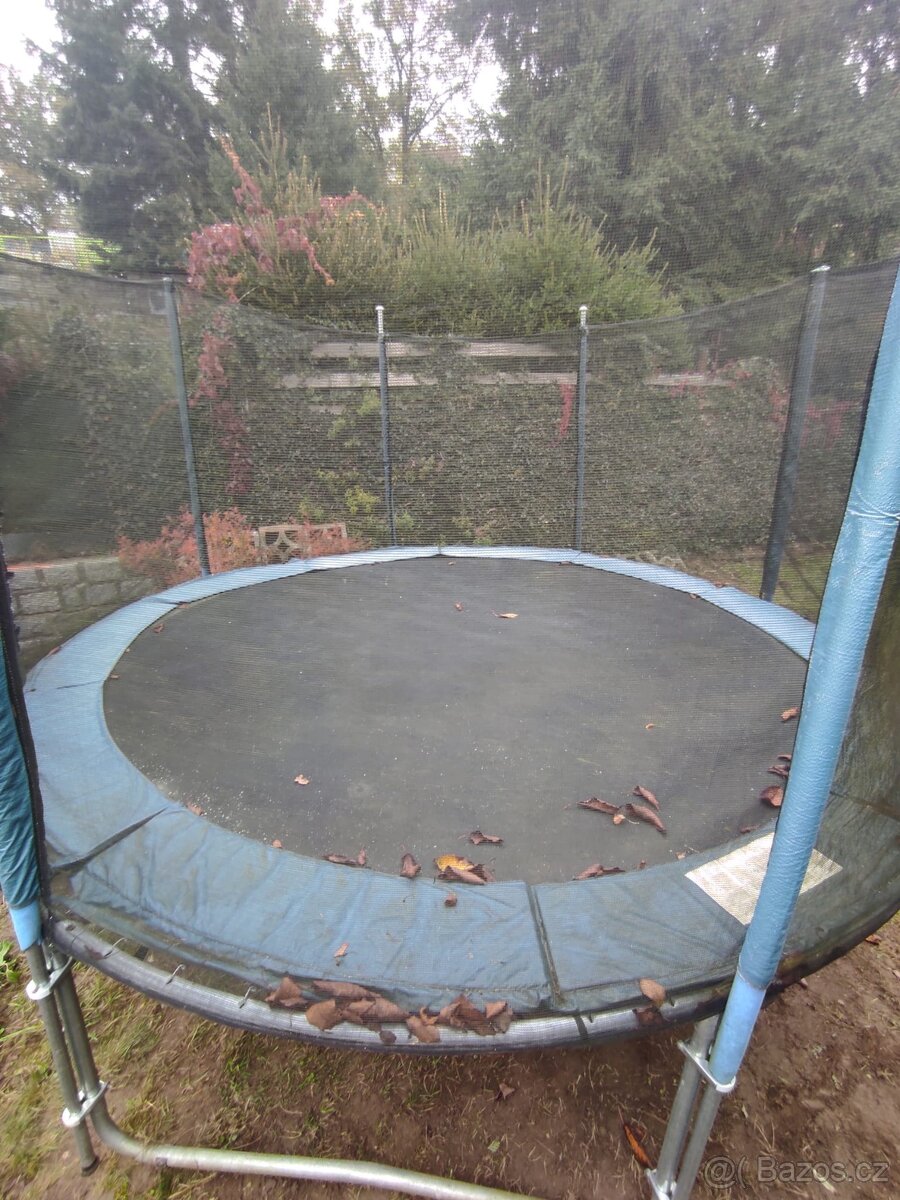 Prodám trampolínu 3,5 m+ lanový žebřík