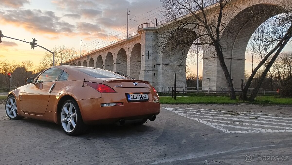 NISSAN 350Z