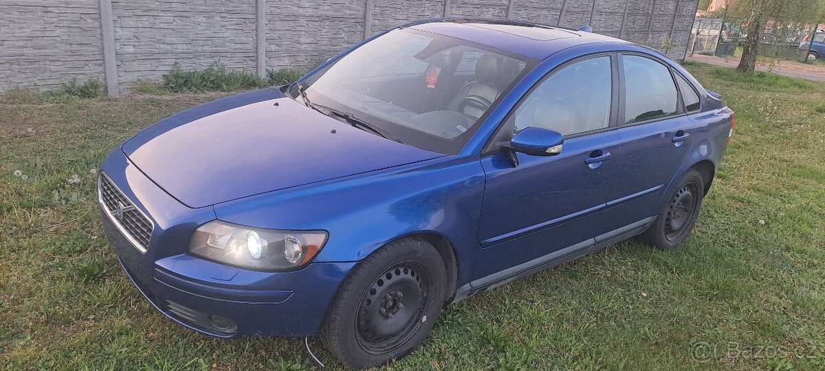 VOLVO S40 D5